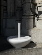 Load image into Gallery viewer, Goldane Gol No.1 - flower holder