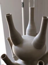 Afbeelding in Gallery-weergave laden, Ganesh - flower holder