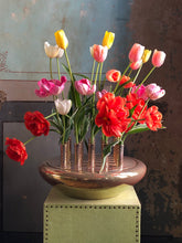 Load image into Gallery viewer, Goldane Gol No.25 - flower holder