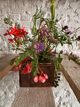 Load image into Gallery viewer, Flower Brick
