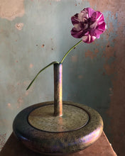 Charger l&#39;image dans la galerie, Goldane Gol No.1 - flower holder
